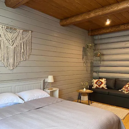 барва 山林小屋