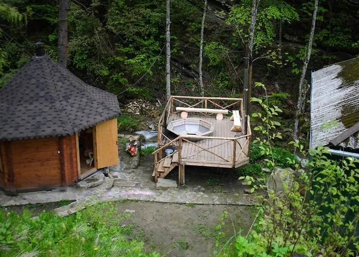 Lodge барва Beloberezka